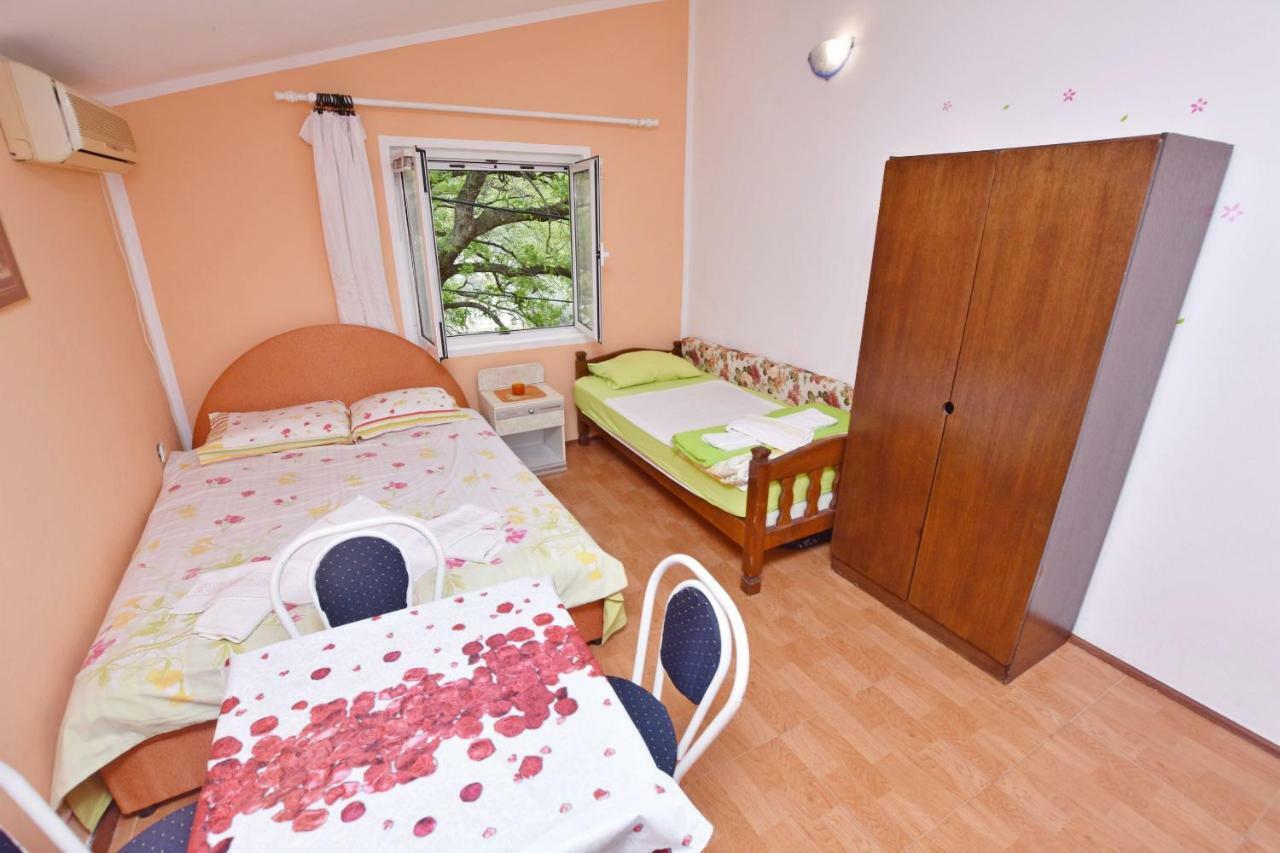 Apartments Siljak Petrovac Εξωτερικό φωτογραφία