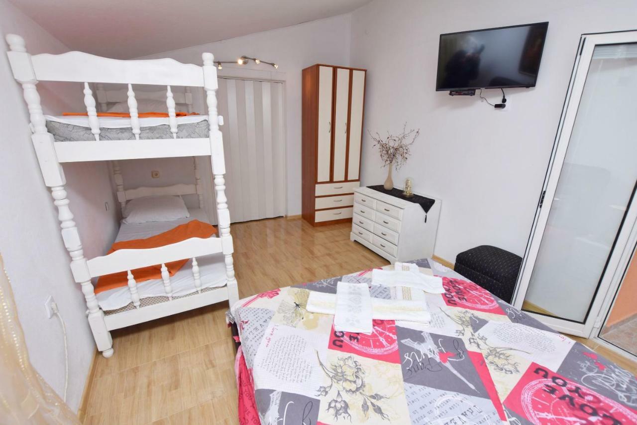 Apartments Siljak Petrovac Εξωτερικό φωτογραφία