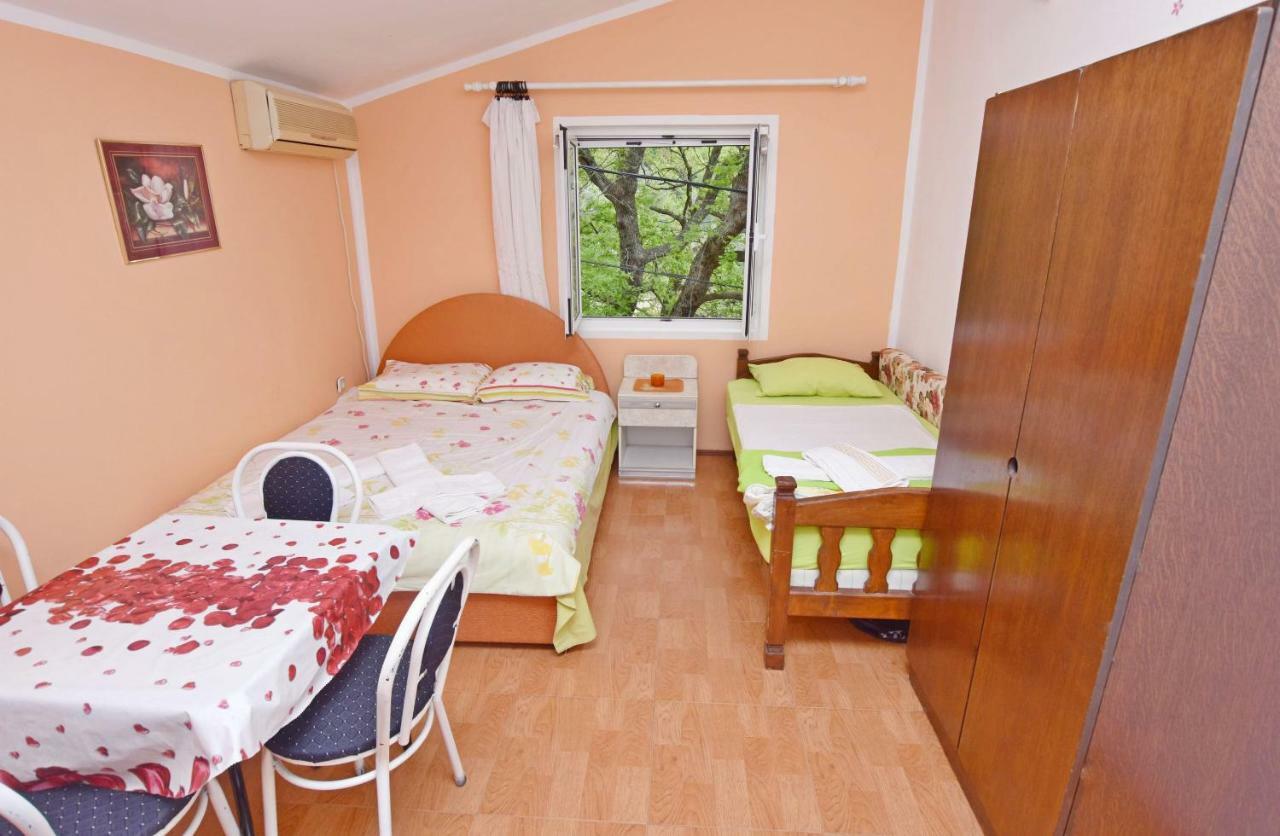 Apartments Siljak Petrovac Εξωτερικό φωτογραφία