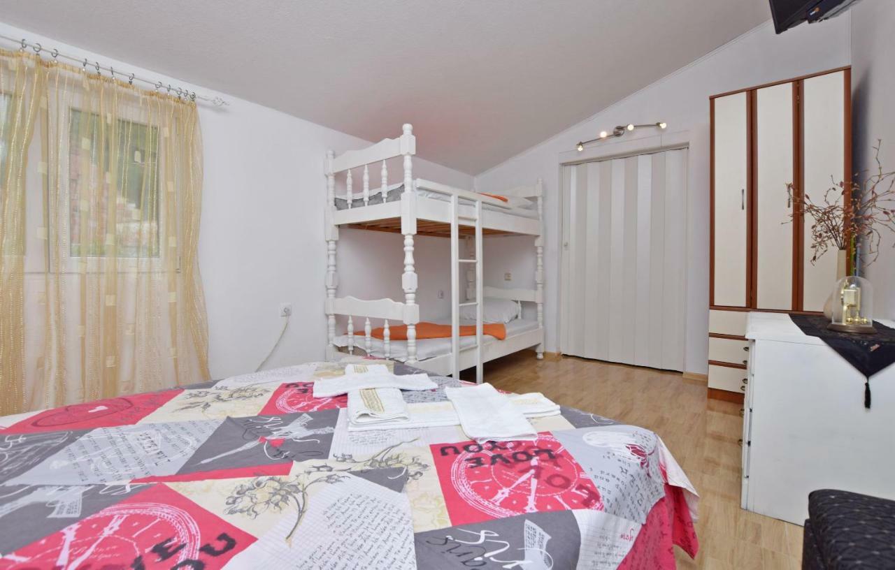 Apartments Siljak Petrovac Εξωτερικό φωτογραφία