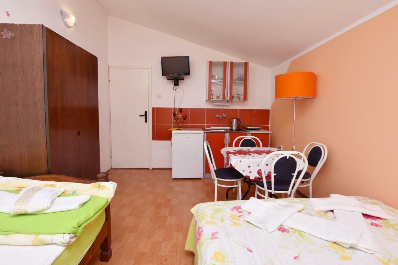 Apartments Siljak Petrovac Εξωτερικό φωτογραφία