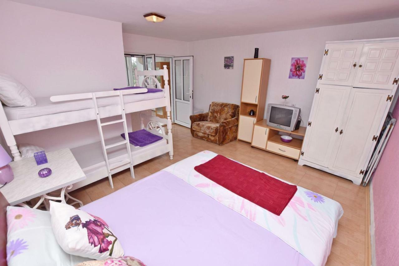 Apartments Siljak Petrovac Εξωτερικό φωτογραφία