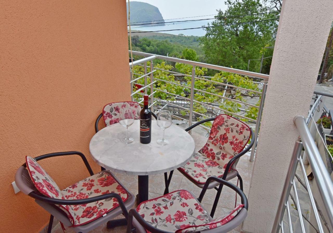 Apartments Siljak Petrovac Εξωτερικό φωτογραφία