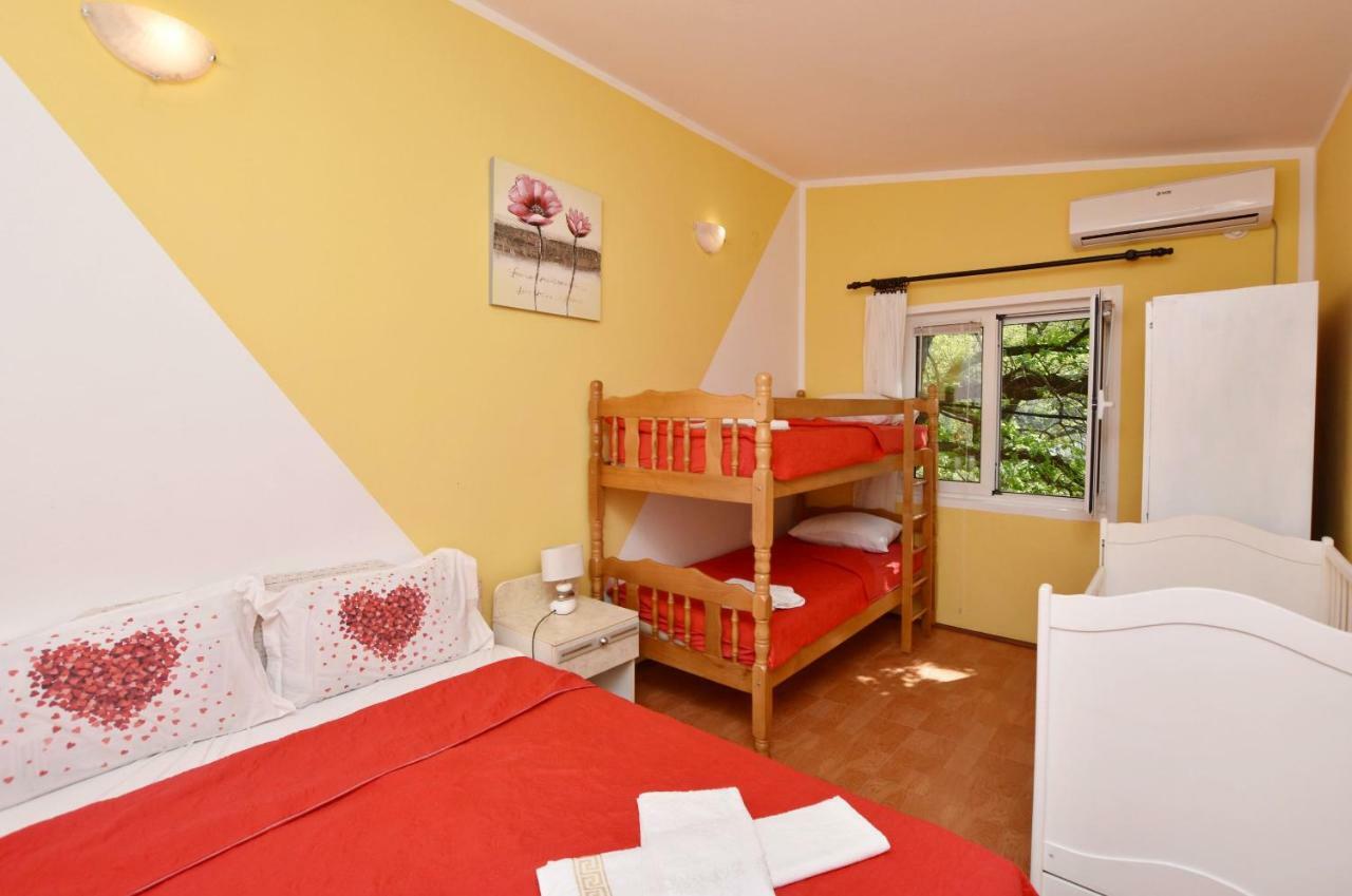 Apartments Siljak Petrovac Εξωτερικό φωτογραφία